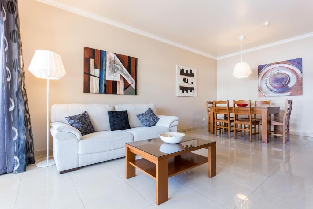Sea Breeze Lagos Apartment Eksteriør billede