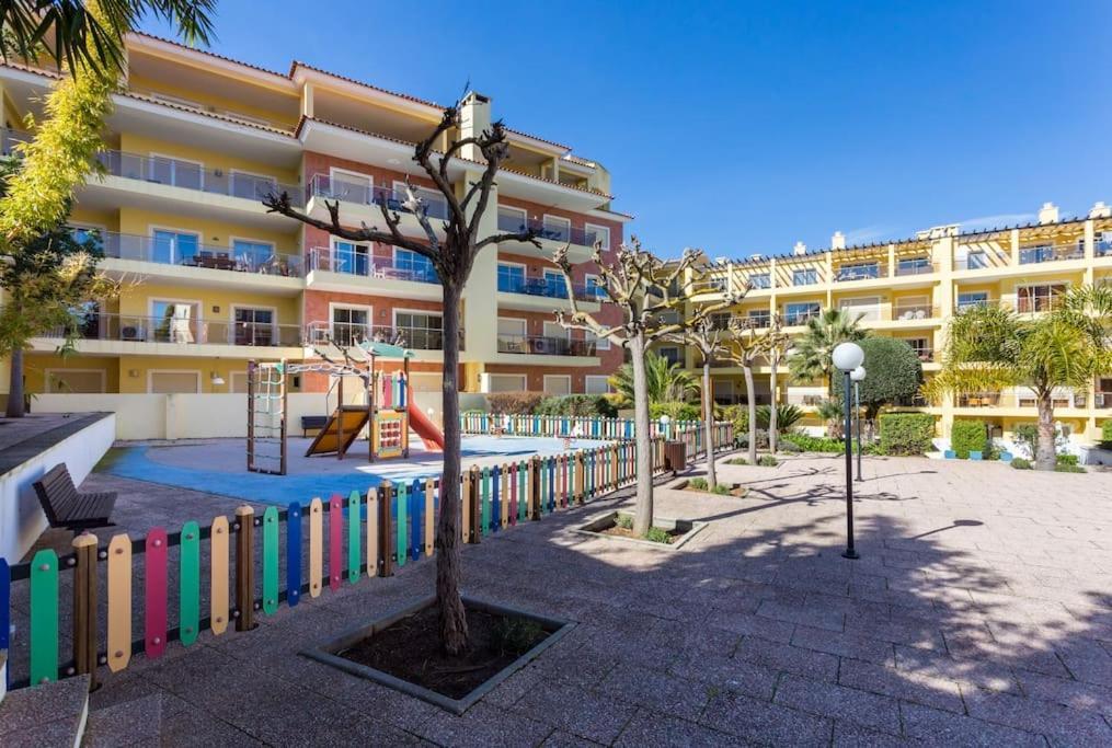Sea Breeze Lagos Apartment Eksteriør billede